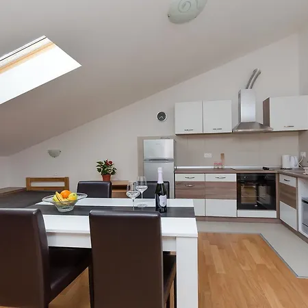 Goran Apartman *